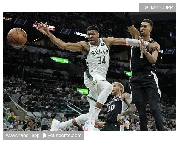 末节19分万夫莫敌！字母哥41+15再刷纪录，字母哥经典视频