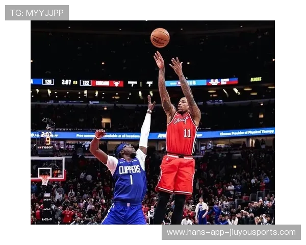 公牛反击犀利，德罗赞再度绝杀，公牛得到德罗赞